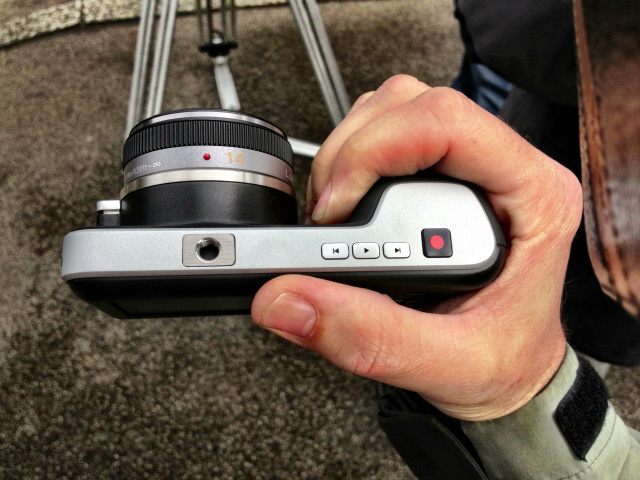 使用 Panasonic m4/3 14mm F2.5鏡頭的口袋電影機(BMPCC)