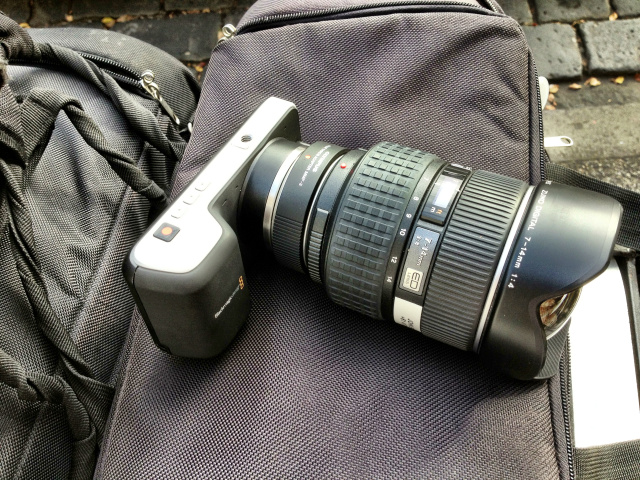 使用m4/3轉接環的Olympus 7-14 F4鏡頭,目前無法使用,但之後應該可以。